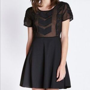 MINKPINK ZEPHER SHEER CHEVRON BODICE BLACK DRESS